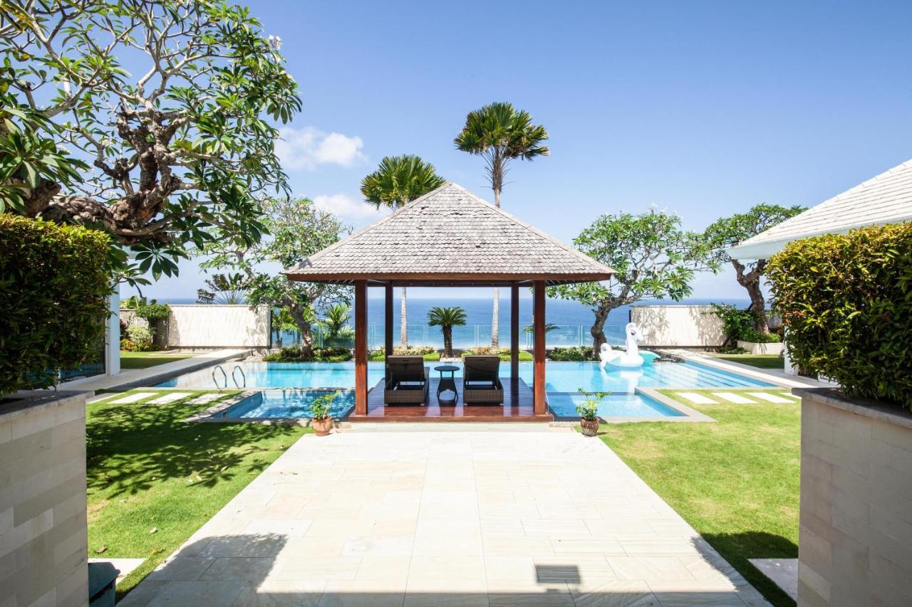 Cliff Front Luxury 4 Bedroom At Pandawa